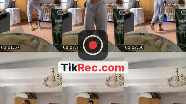 @aurorarocio__ TikTok live