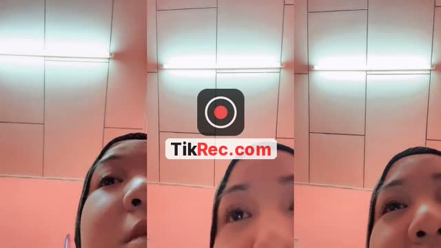 @dyanazri_ TikTok live