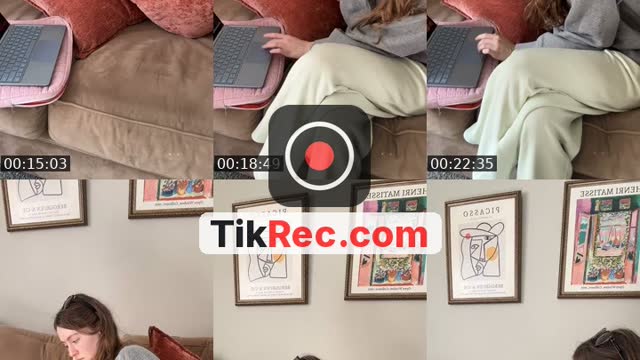TikTok live: Hi :) by @piesthelimit3000
