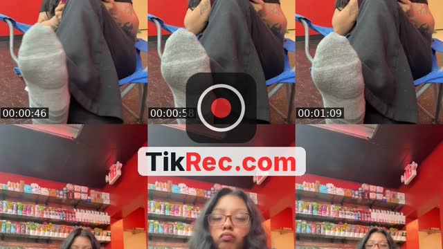 @ghostg1rl.__ TikTok live