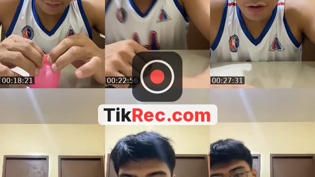 TikTok live: PAPAWIS by @heyimced