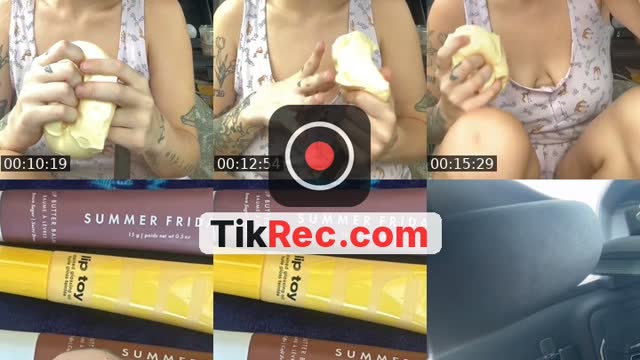TikTok live: smokey the bearrr by @sabrinatownsend