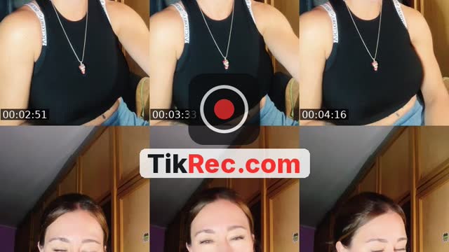 @andreaa111888 TikTok live