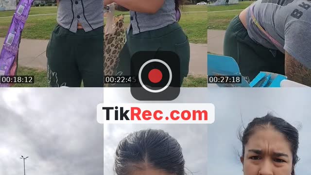 TikTok live: vendemoss cosas dulces? by @celesro_