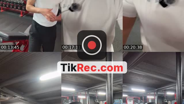 TikTok live: Back and biceps cmon by @arturs.scipakins