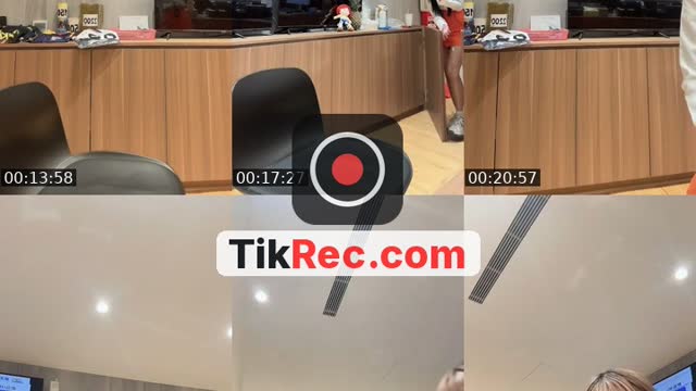 TikTok live: 嗨👋🏻 by @letianbowling