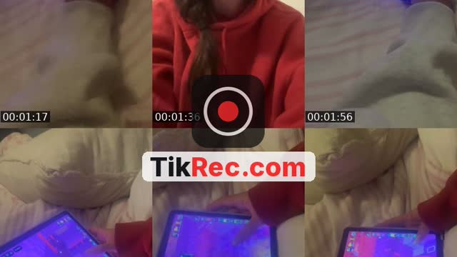 TikTok live: Roblox by @user3527580291738