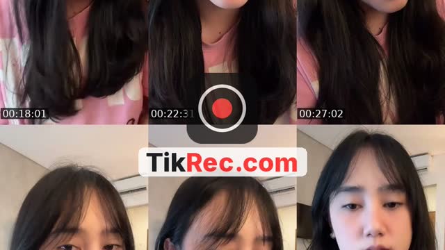 TikTok live: hello 😺 by @vanillaforky