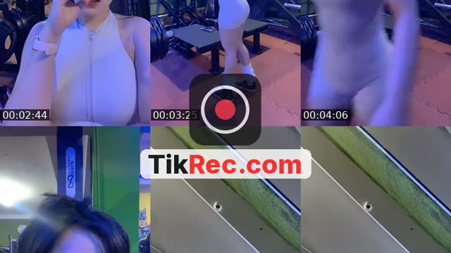 TikTok live: Sini masuk🥰 by @unyyilll.33