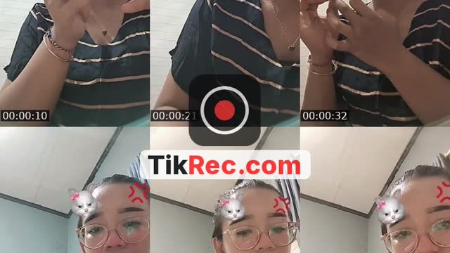 @dewifitriana_24 TikTok live