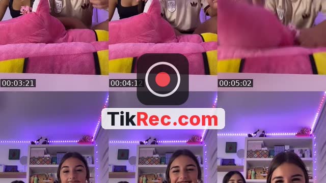 TikTok live: afuera hace frío 🎀 by @usserr.228367