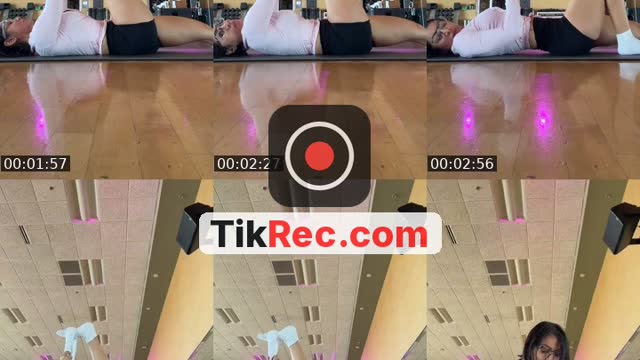 TikTok live: Workout with me by @paulalongevitycoach