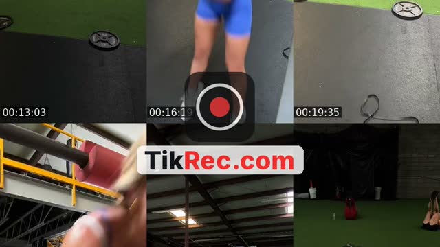TikTok live: High intensity training workout by @liaconno