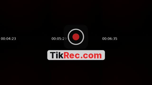 @livluciahoskins TikTok live