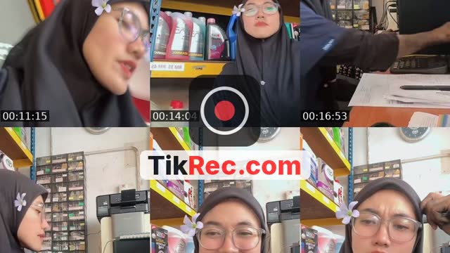 TikTok live: van by @anakzolkefli