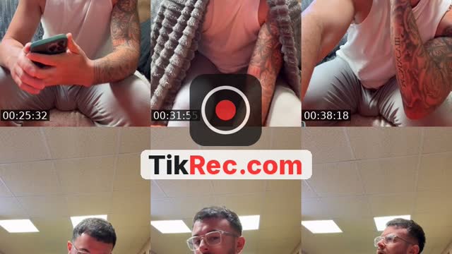 TikTok live: 💍🏳️‍🌈 by @chrissviolaa