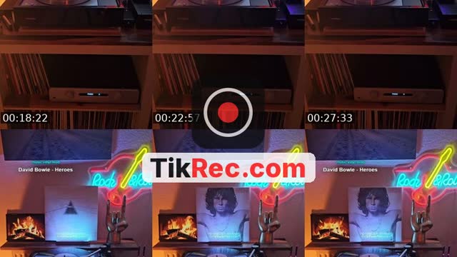 spinning records #musiclover - @music.vinyl0