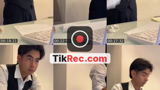 United States TikTok live: hi.. by @chris_ychan