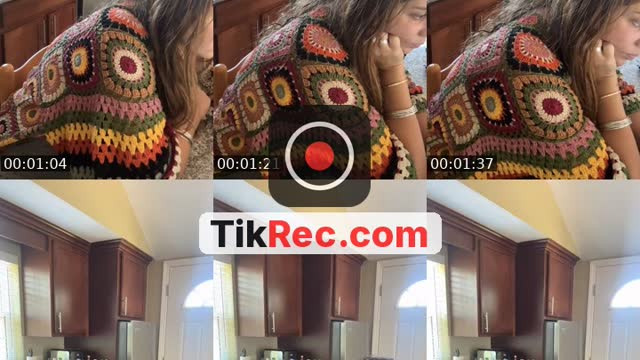@farahlove111 TikTok live from 2026-09-02