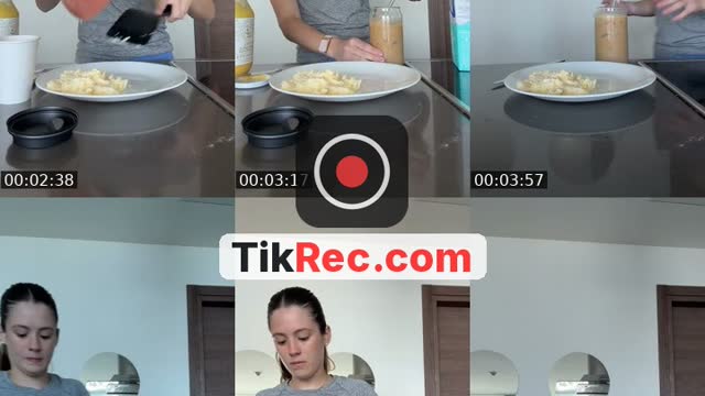 United States TikTok live: desayuno by @notpetu