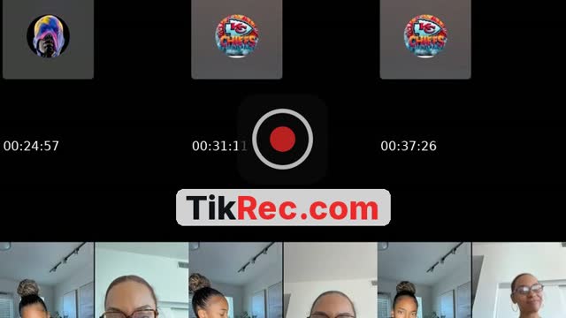 TikTok live: b4 bed by @dreamofnini