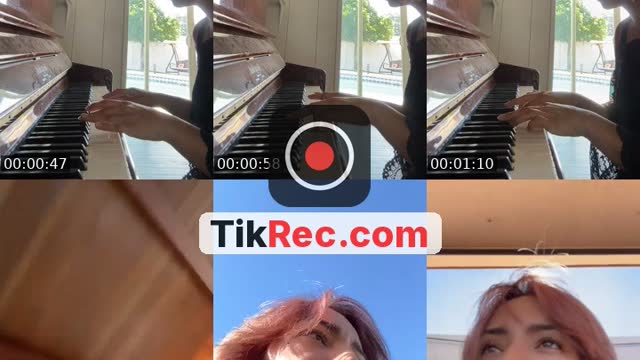 Piano time baby - @pincheprincesspeach