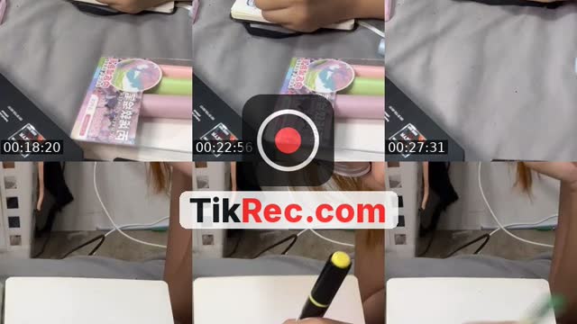 TikTok live: Ello by @nomnom_cookiee
