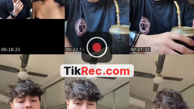TikTok live: hola chacales by @benjaaarojas