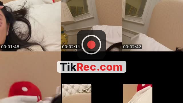 @liviayustisio TikTok live