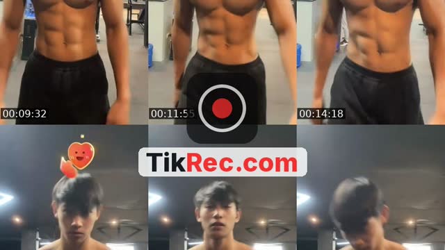 TikTok live: 👀 by @jennolaid