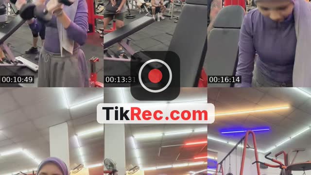 TikTok live: Biceptricep by @amieyamaleyna