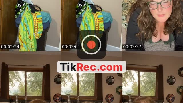 @squib132 TikTok live from 2026-10-02