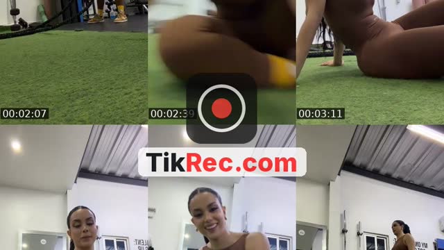 @anakarinamillanma TikTok live