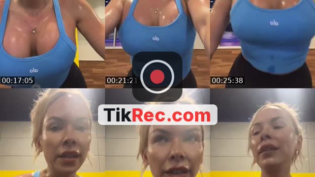 TikTok live: Insta: Amandas27324 by @amanda.s27324