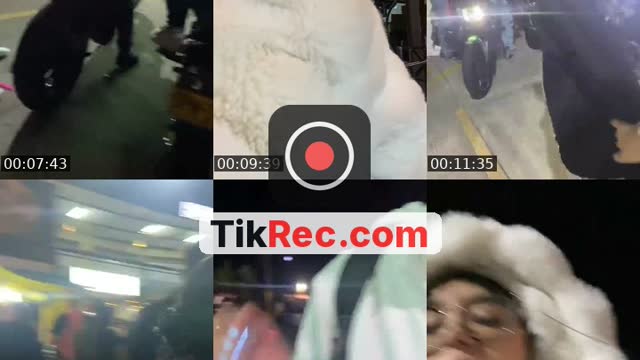 TikTok live: jueves de motos Pereira  by @karol_0443