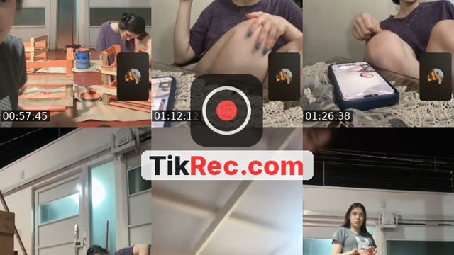 @juliiaaoff TikTok live from 2026-10-03