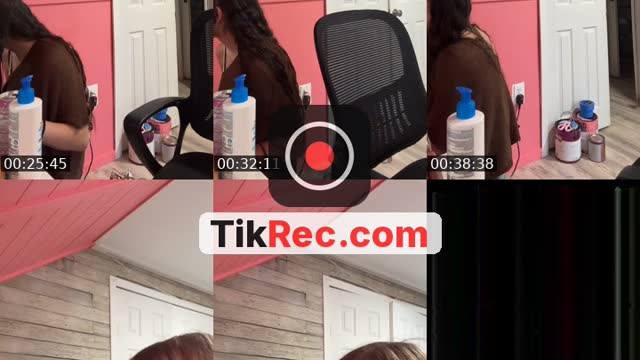 TikTok live: Getting ready for ole 60 😋 by @trinityy.ariell