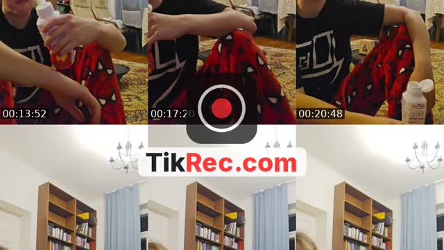 @spideymery TikTok live