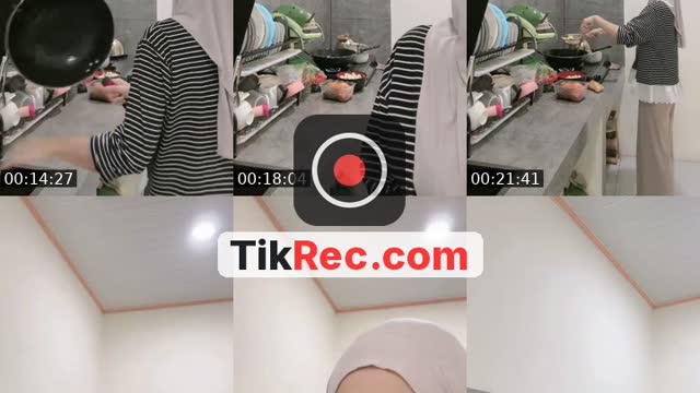 @nyaa_kurnia TikTok live from 2026-10-02