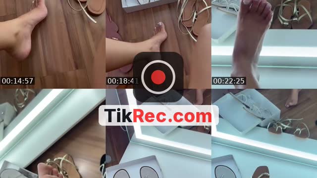 @studiolaynails04 TikTok live from 2026-10-02