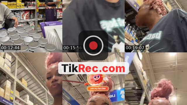 TikTok live: Irritated🙄 by @queenoppgoat