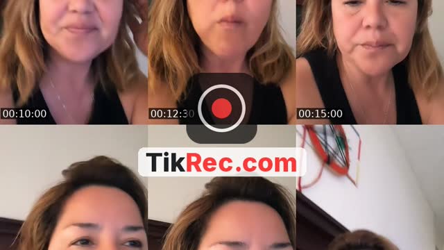 @valeriaflores384 TikTok live from 2026-10-04