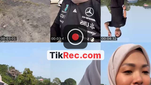 @peoplecallmeelle TikTok live from 2026-10-04