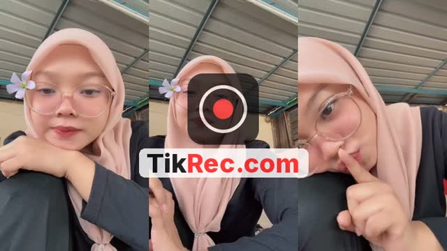TikTok live: kejap je by @f.ayaena