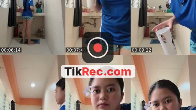 @ur_favmelon TikTok live from 2026-10-04