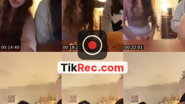 TikTok live: Holi by @nathymdzz