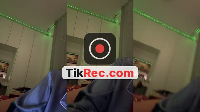 @ilariettaaaaa TikTok live