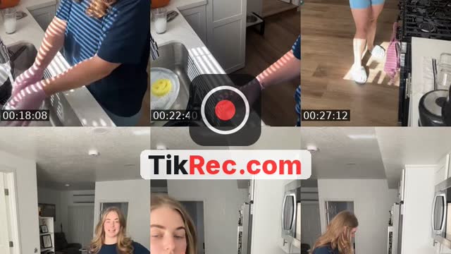 @annakate.32 TikTok live from 2026-10-04