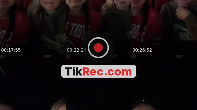 @anapsxo TikTok live from 2026-10-04