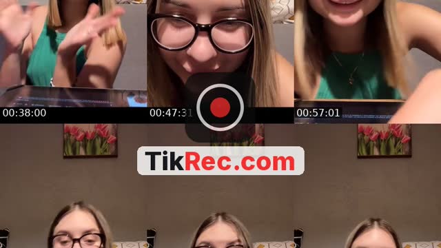 TikTok live: 🎶🎵🥰 by @3_elizaveta_1